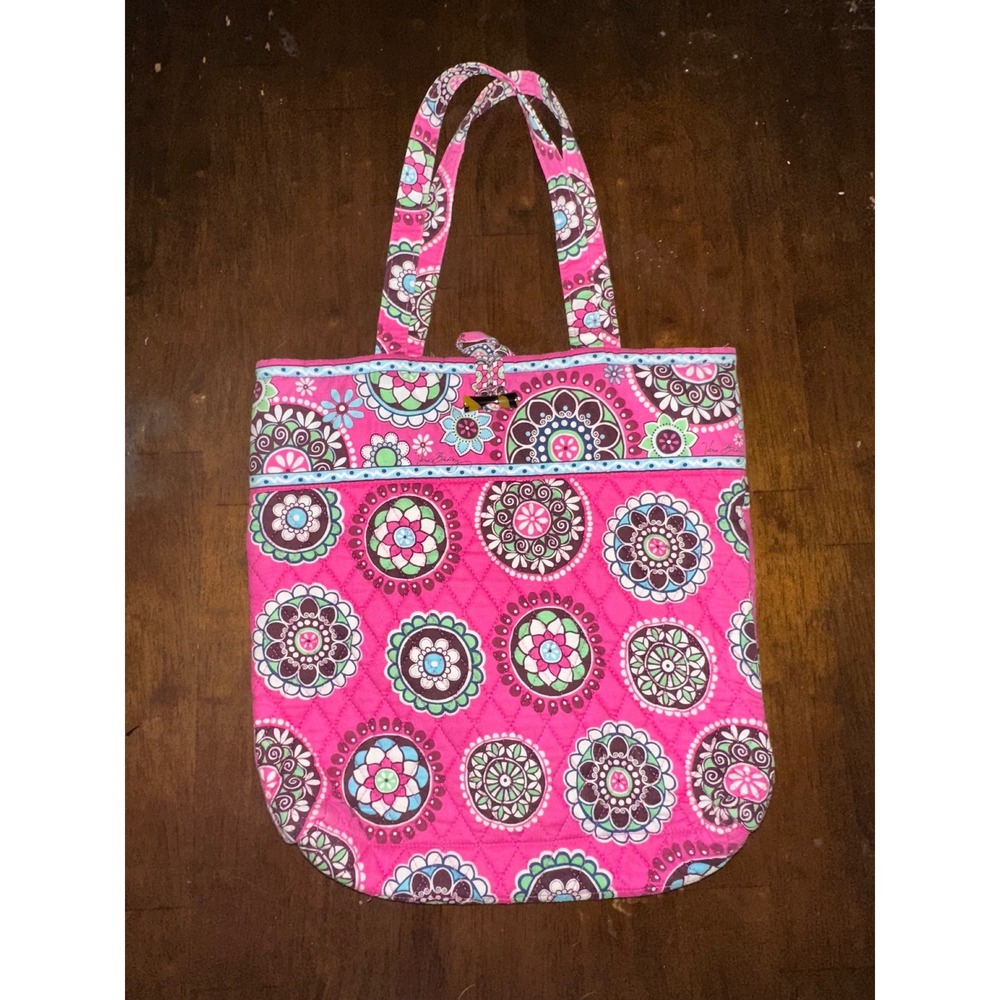 Vera Bradley Cupcakes Pink Quilted Toggle Tote Floral Medallion Shoulder Bag